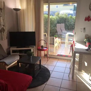 Clos Des Templiers Apartment Saint-Remy-de-Provence